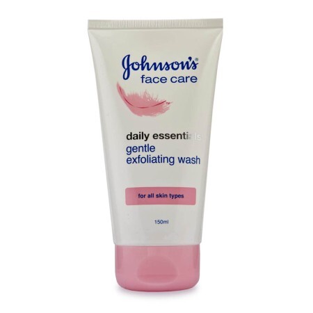 Нежный отшелушивающий гель для умывания Johnson’s Daily Essentials для всех типов кожи 150 мл