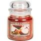 Village Candle Ароматична свічка у склі - Яблука та кориця, середня 1×1 шт