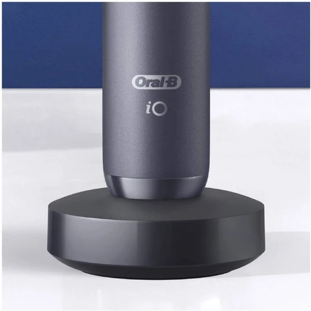 Електрична зубна щітка Oral-B iO Series 8 Black: ціни та характеристики