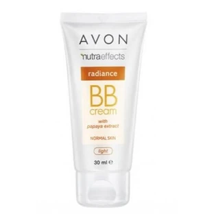 Avon, Крем для обличчя з ефектом сяйва Nutra Effects Radiance BB з папайєю, світлий, 30 мл