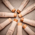 Catrice Soft Glam Filter Stick, стік-освітлювач, 030 Mediu, 9 г: ціни та характеристики