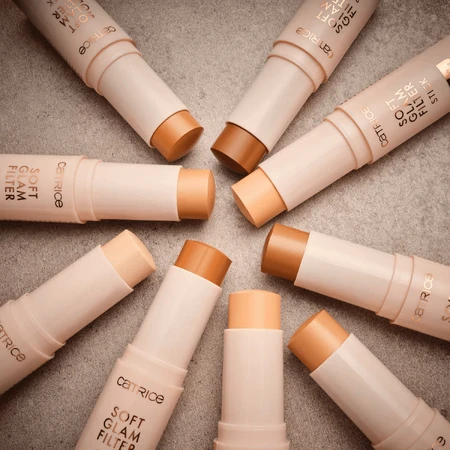 Catrice Soft Glam Filter Stick, стік-освітлювач, 030 Mediu, 9 г: ціни та характеристики