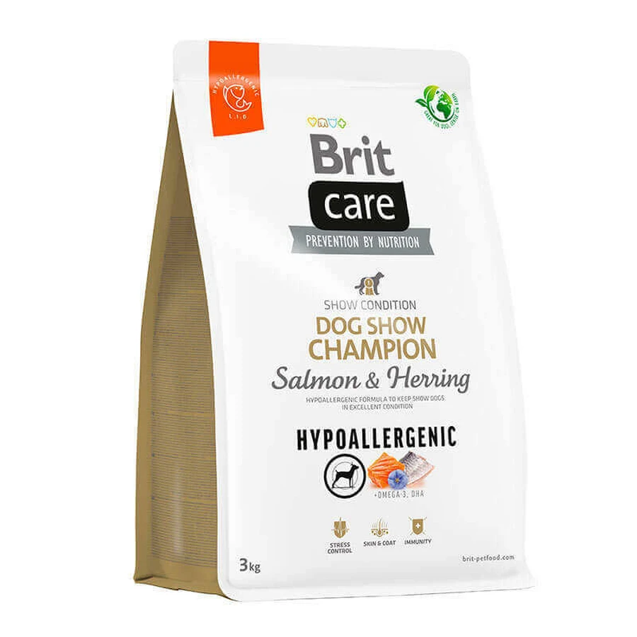 Brit Care Dog Hypoallergenic Show Champion - Сухой корм с лососем и сельдью для выставочных собак; 3 кг: цены и характеристики