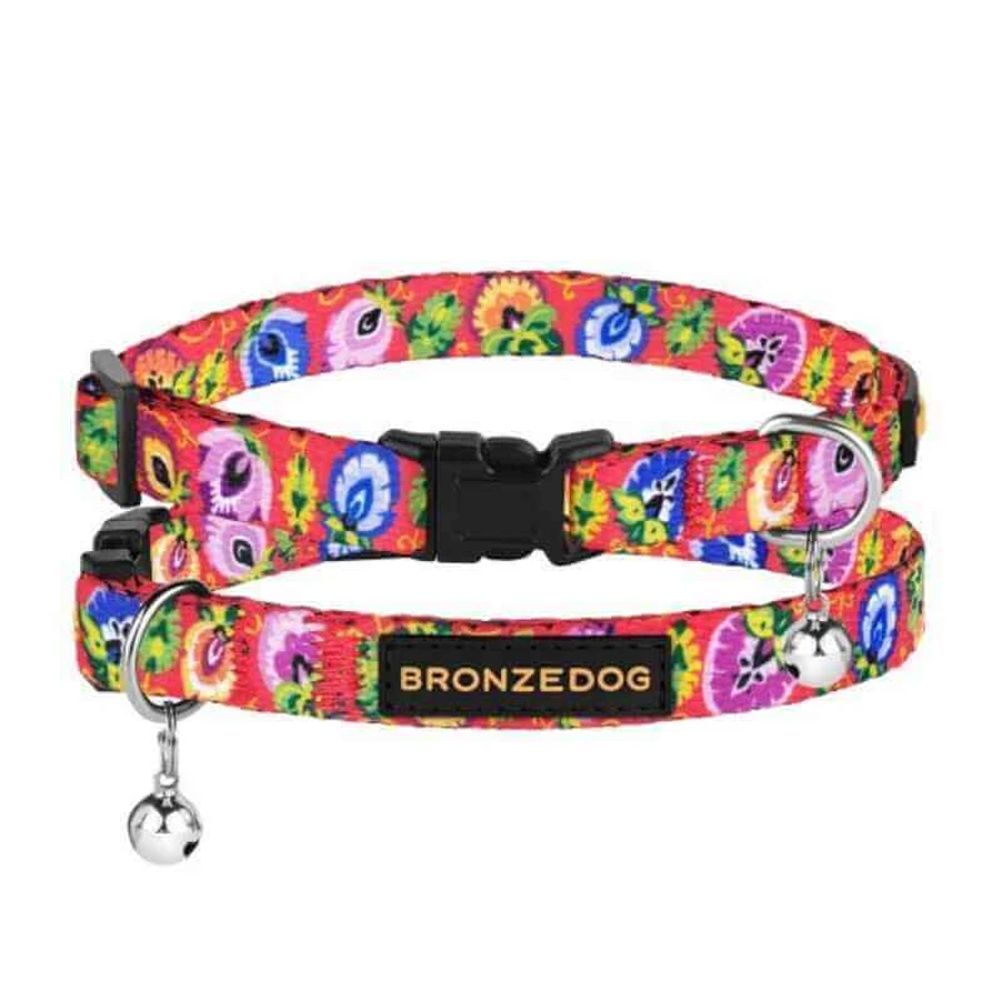 Bronzedog (Бронздог) Cat Urban Folk Flowers Coral - Ошейник с пластиковой пряжкой и колокольчиком для котов; 1,0х18-28 см (Коралловый): цены и характеристики