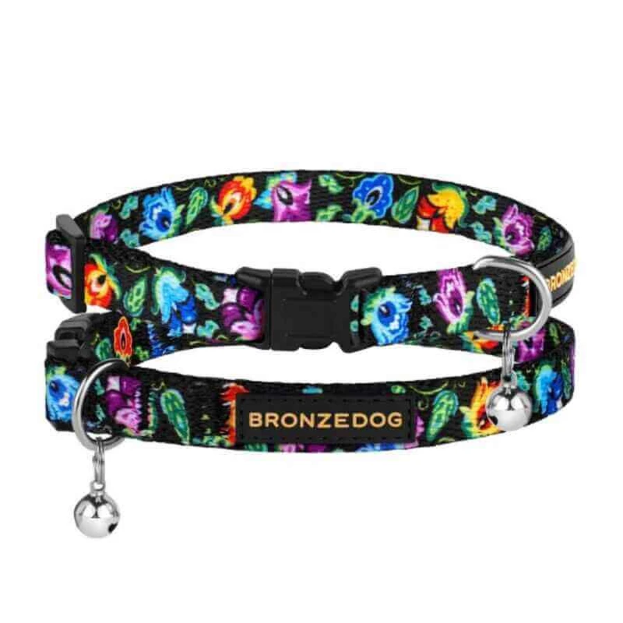 Bronzedog (Бронздог) Cat Urban Folk Flowers Black - Нашийник із пластиковою пряжкою та дзвіночком для котів; 1,0х18-28 см (Чорний): ціни та характеристики