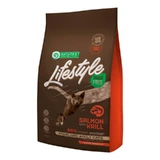 Nature's Protection (Нейчерес Протекшн) Lifestyle Grain Free Salmon with krill Sterilised Adult Cat – Сухий беззерновий корм з лососем для стерилізованих дорослих котів; 1,5 кг