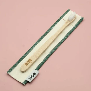 Зубная щетка Sloe Soft Bamboo Toothbrush + Etui