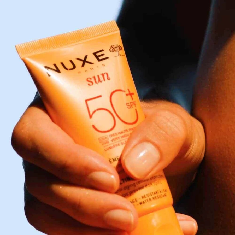 Крем для обличчя Nuxe Sun Fondant з високим ступенем захисту SPF50 50 мл: ціни та характеристики