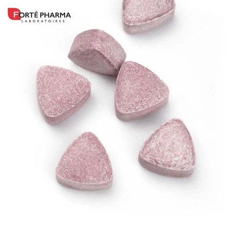 Полівітаміни для дітей Forté Pharma MultiVit'4G Збагачені кальцієм мінеральні вітаміни 30 жувальних таблеток: ціни та характеристики