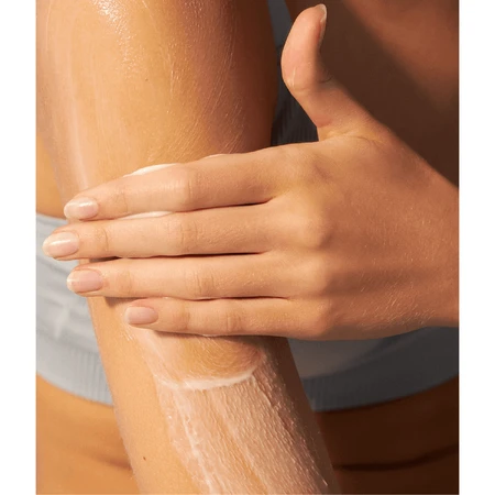 Набор Nivea After Sun Bronze, лосьон после загара, 200 мл + увлажняющий лосьон для загара, SPF 50+, 150 мл + пляжное полотенце бесплатно: цены и характеристики