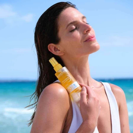 Біодерма Фотодерма Сонцезахисна вода для чутливої шкіри SPF50 антиоксидантна 200 мл: ціни та характеристики