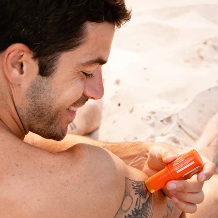 SVR Sun Secure Easy Stick, прозрачный солнцезащитный стик, SPF 50+, 10 г ДЕКОРАТИВНАЯ УПАКОВКА: цены и характеристики