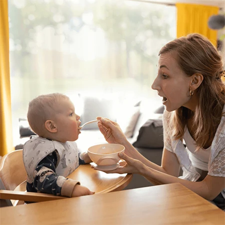 BabyOno, миска з присоскою та ложечкою, кремово-рожева, від 6 місяців, 300 мл: ціни та характеристики