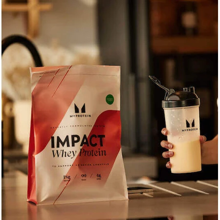 Myprotein Impact Whey Protein Сироватковий протеїн зі смаком печива та вершків 2,5 кг: ціни та характеристики
