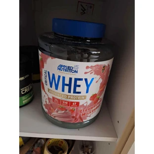 Applied Nutrition Critical Whey Сывороточный протеин Whey Protein без глютена со вкусом клубничного милкшейка 450гр