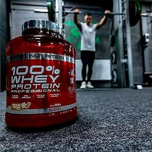 Scitec Nutrition 100% Whey Профессиональный сывороточный протеин Whey Protein без глютена со вкусом арахисового масла 920гр
