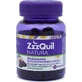 ZzzQuil Natura Мелатонінова добавка до сну 30 желейних цукерок Фруктові ягоди