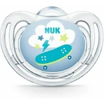 Nuk Freestyle Силиконовая ортодонтическая пустышка с чехлом для скейтборда - прозрачная для 6-18 месяцев: цены и характеристики