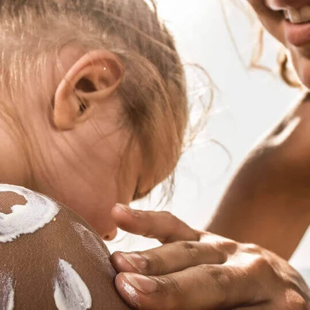 Bubchen Bubchen Водостойкий детский солнцезащитный крем-эмульсия SPF50 50 мл 15000100: цены и характеристики