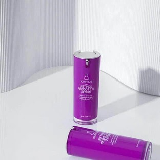 Лабораторія молодості. Retinol Reboot Зволожуюча та омолоджуюча сироватка для шкіри навколо очей з ретинолом та гіалуроновою кислотою проти зморшок під очима та для тонізації 15мл