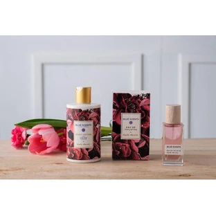 Зволожуючий лосьйон для тіла Blue Scents Темна вишня для сухої та чутливої шкіри 300 мл