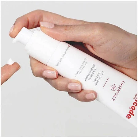 Skincode Essentials 24-годинний денний бальзам для обличчя проти почервоніння з гіалуроновою кислотою та колагеном 50мл: ціни та характеристики