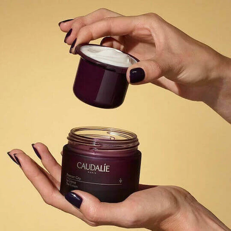 Caudalie Premier Cru The Cream Refill 24h Увлажняющий, антивозрастной и тонизирующий крем для лица с гиалуроновой кислотой 50 мл: цены и характеристики