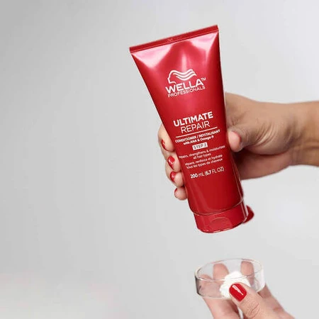 Wella Ultimate Repair Реконструюючий/живильний кондиціонер для всіх типів волосся 200 мл: ціни та характеристики