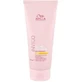 Wella Invigo Blonde Recharge Warm Warm Blonde Кондиционер для поддержания цвета окрашенных волос 200 мл