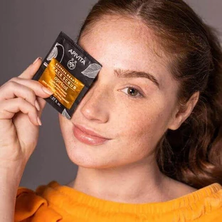 Apivita Express Beauty Абрикосовий скраб-гель для обличчя для нормальної/сухої шкіри 16мл