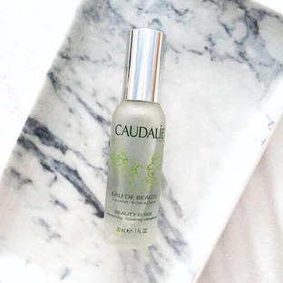 Caudalie Beauty Elixir Увлажняющая и антивозрастная сыворотка для лица для сияния и тонизирования 30 мл