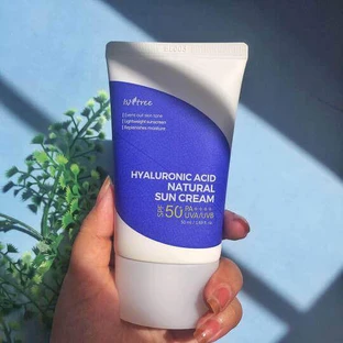 Isntree Натуральный минеральный крем для лица с гиалуроновой кислотой SPF50 50 мл