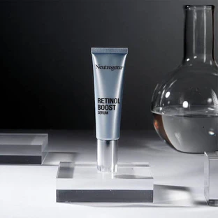 Антивікова буст-сироватка Neutrogena з ретинолом та гіалуроновою кислотою 30мл