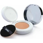 Компактна сонцезахисна пудра для обличчя InterMed Luxurious Silk Cover BB SPF50 з пігментом 01 Light 12гр: ціни та характеристики