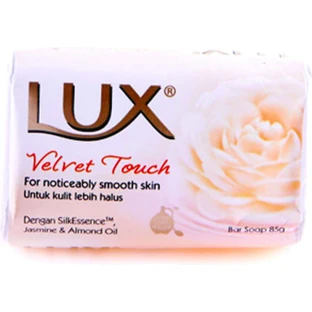 Lux Velvet Touch Soap Body Soap Bar 85gr